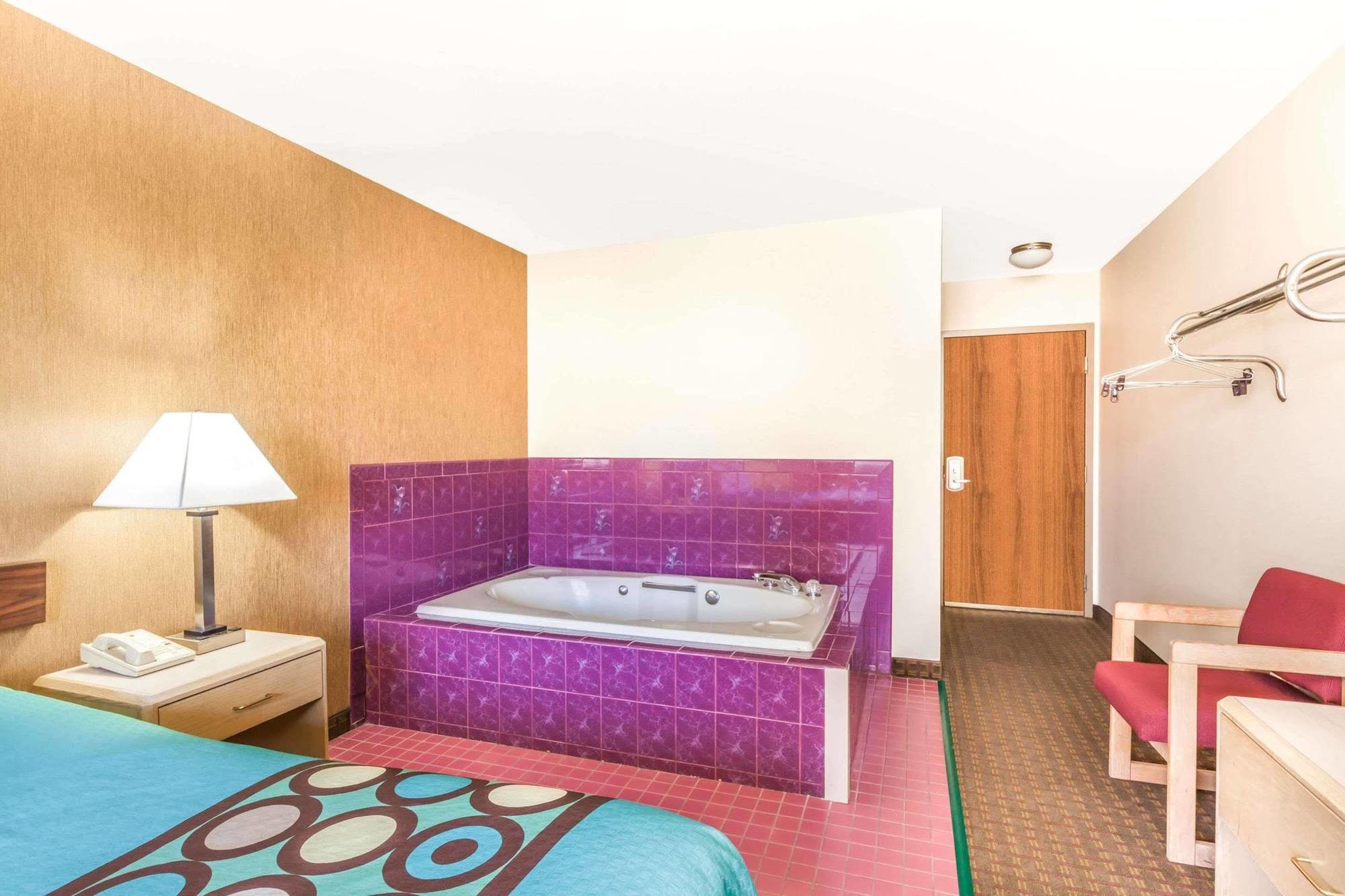 Super 8 By Wyndham Liverpool/Clay/Syracuse Area מראה חיצוני תמונה